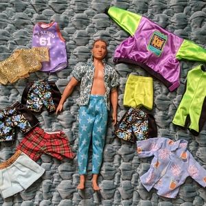 Barbie Lot - Ken Casual